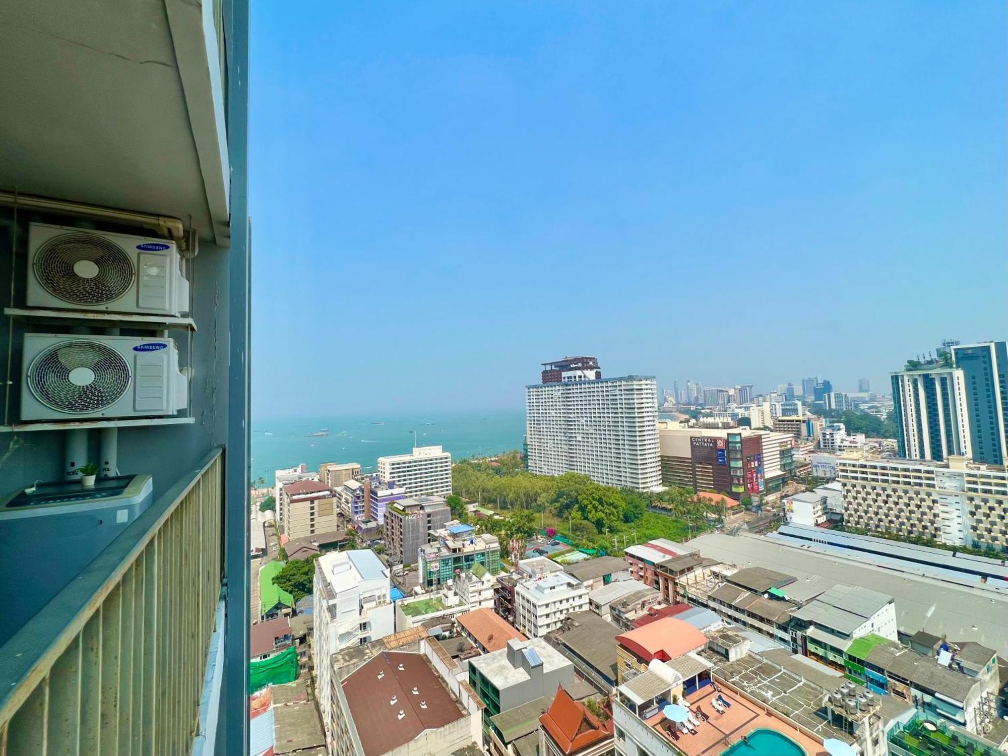 Sea View Pattaya Beach @The Base Central Pattaya Bagian luar foto